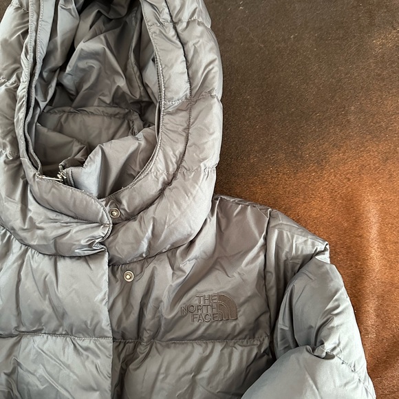 The North Face Dealio Puffer - Picture 2 of 7